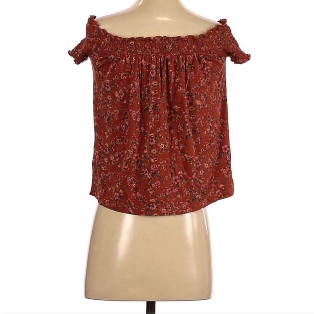American Eagle Outfitters Floral Off-Shoulder Blouse in Rust